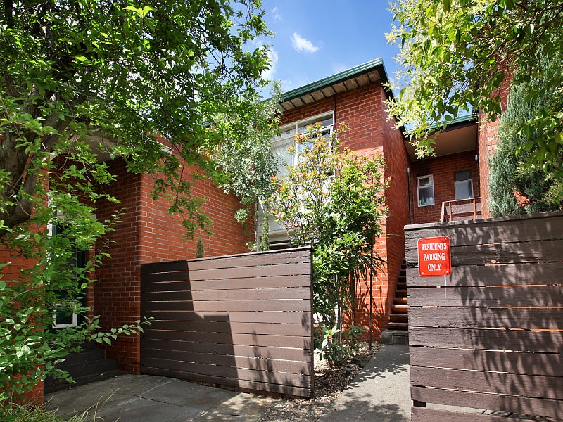 2/26 Seymour Avenue, Armadale, VIC 3143