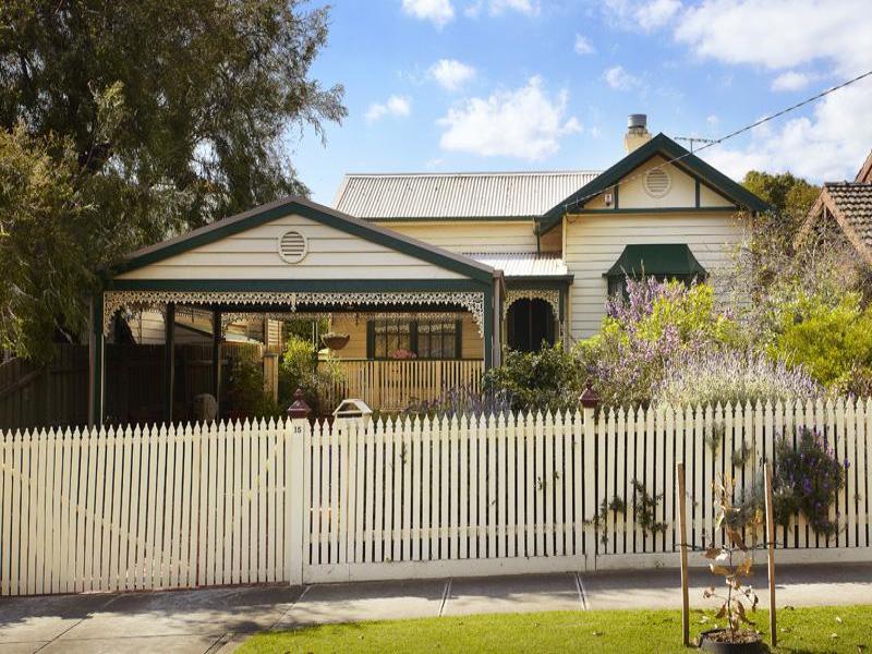 15 Bayview Cres, Black Rock, VIC 3193