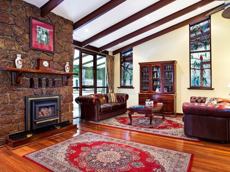 20 Roach Road, Kalamunda, WA 6076 Property Details