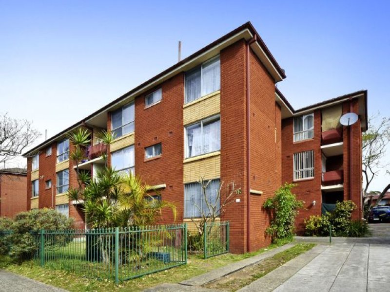 4/12 Barber Avenue, Eastlakes, NSW 2018