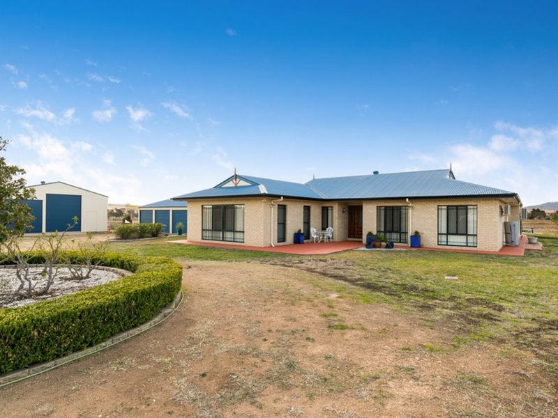 31 Bell Road, East Greenmount, QLD 4359