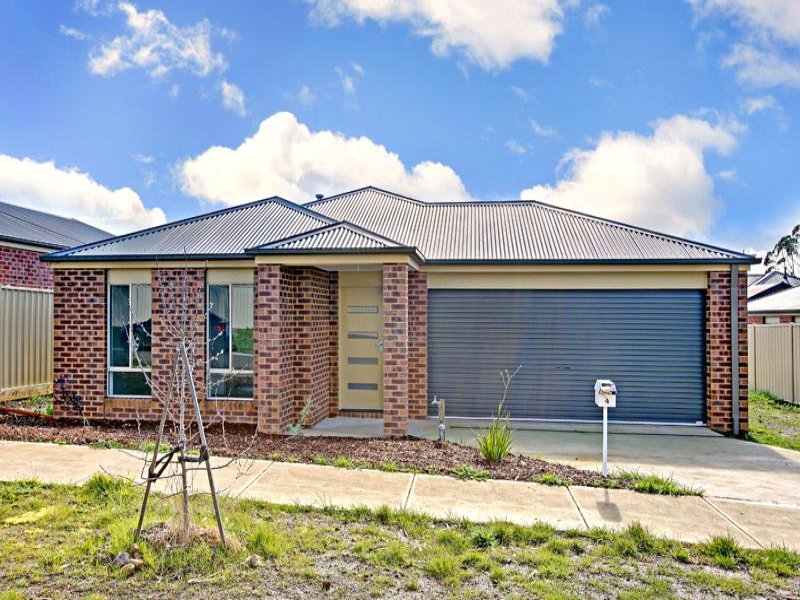 4 JESSICA AVENUE, Kilmore, Vic 3764 Property Details