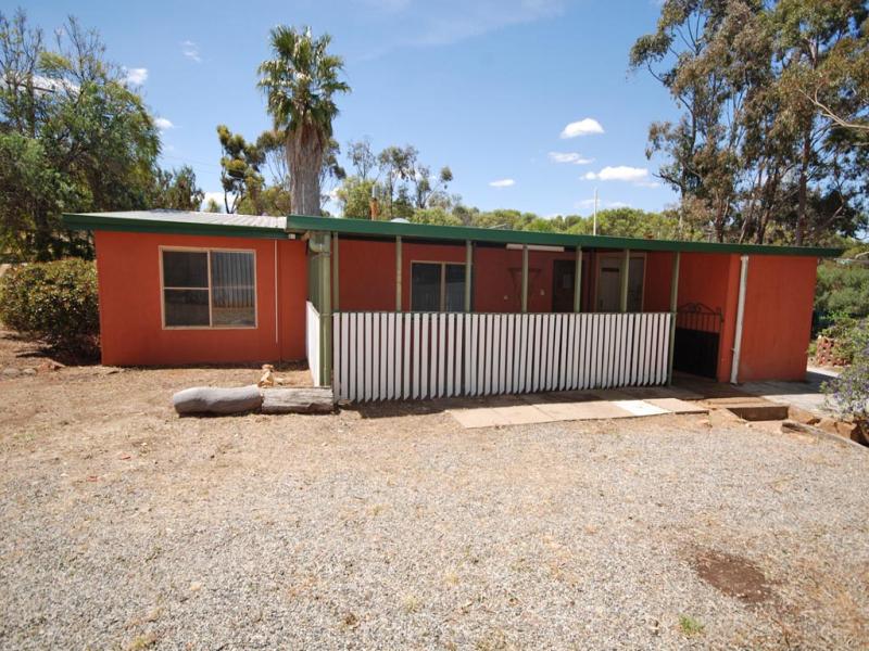 62 Dungog Street, Cuballing, WA 6311 Property Details