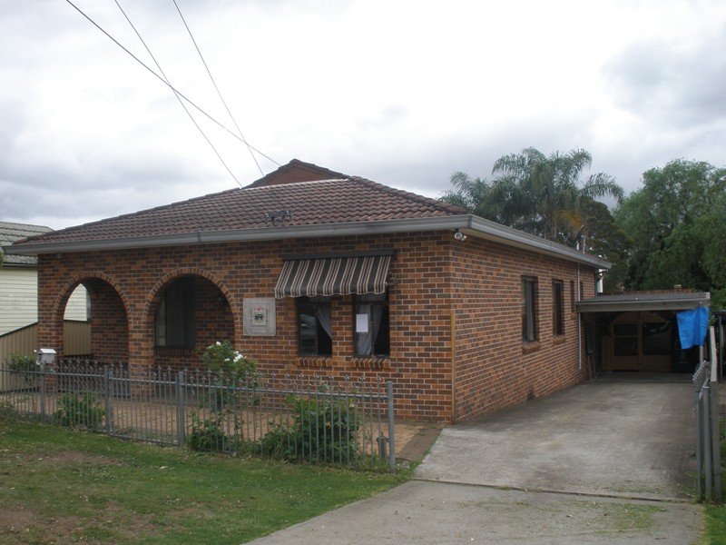 8 Milner Road, Guildford, NSW 2161