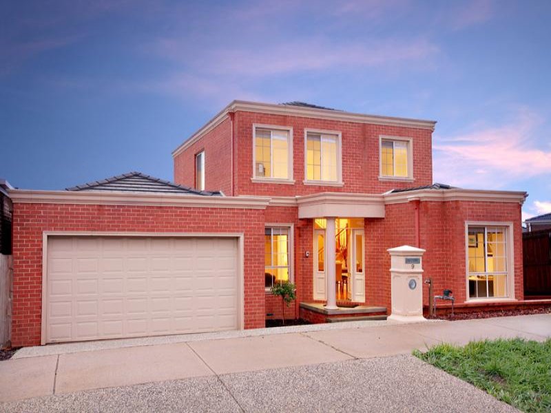 9 Timor Place, Highton, VIC 3216 - realestate.com.au
