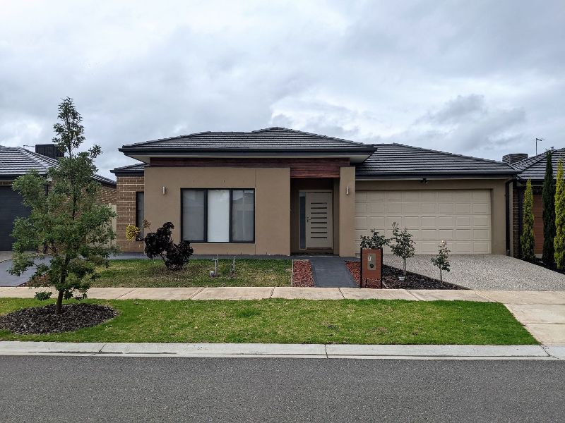7 Dewberry Street, Manor Lakes, VIC 3024