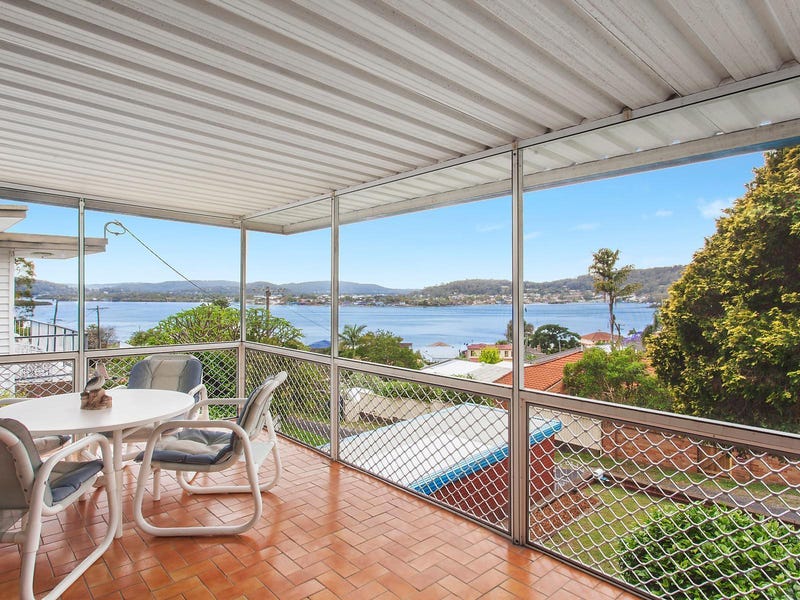 13 Uralla Lane, Blackwall, NSW 2256