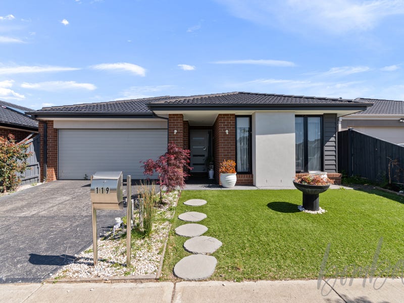 119 Ellscott Boulevard, Mickleham, Vic 3064 Property Details