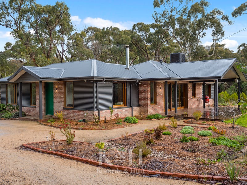 1216 Lansdowne Street, Macedon, VIC 3440