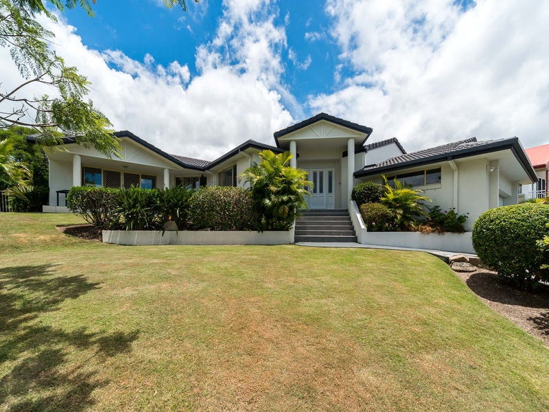 4 Pearson Close, Arundel, QLD 4214