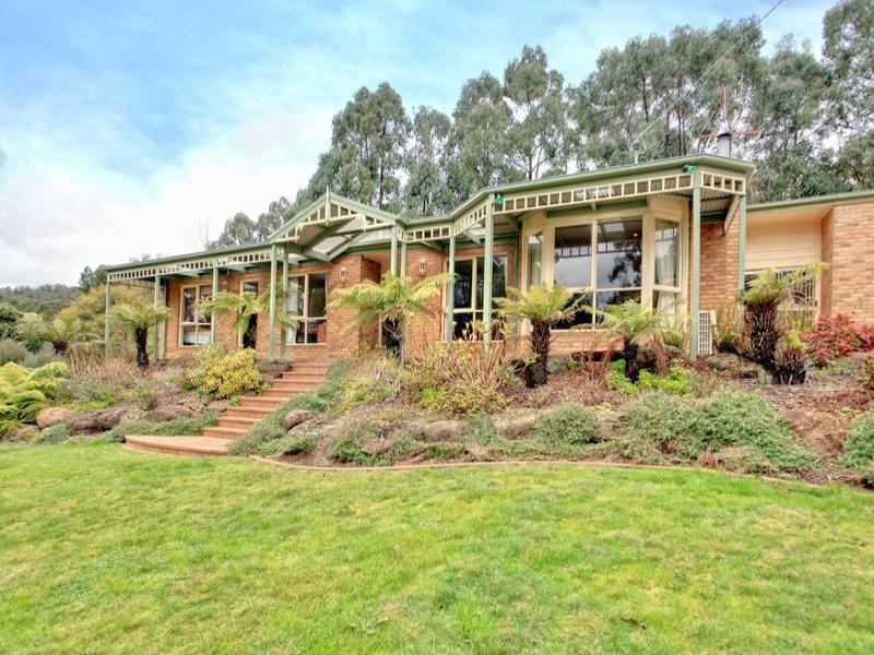 14 Second Avenue, Cockatoo, VIC 3781