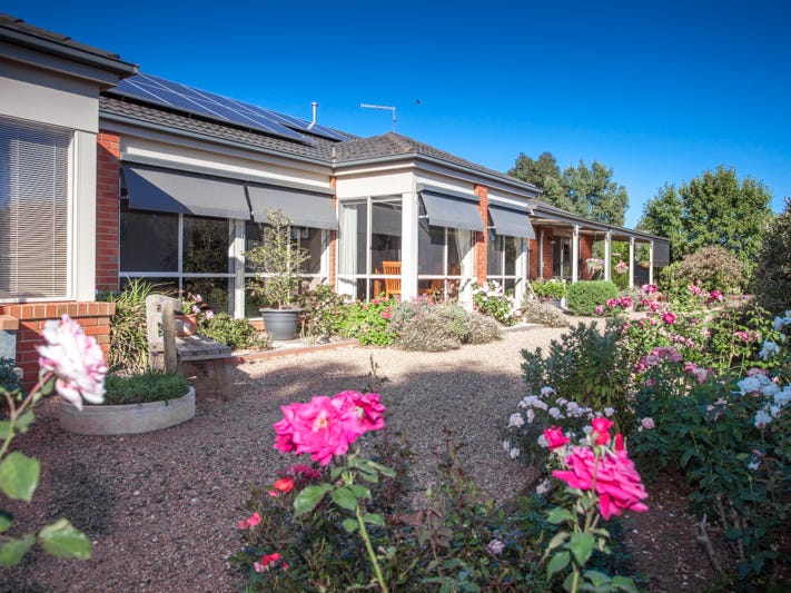 3 Sullivan Court, Romsey, Vic 3434 Property Details