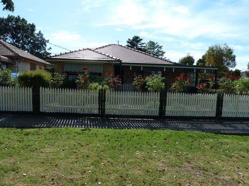 14 Herbert Street, Avondale Heights, Vic 3034