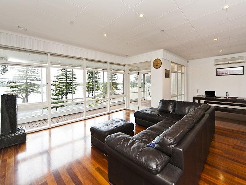 71 Lake Monger Drive, Wembley, WA 6014