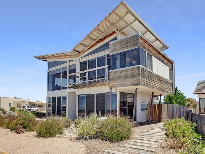 9 Esplanade, Tumby Bay, SA 5605
