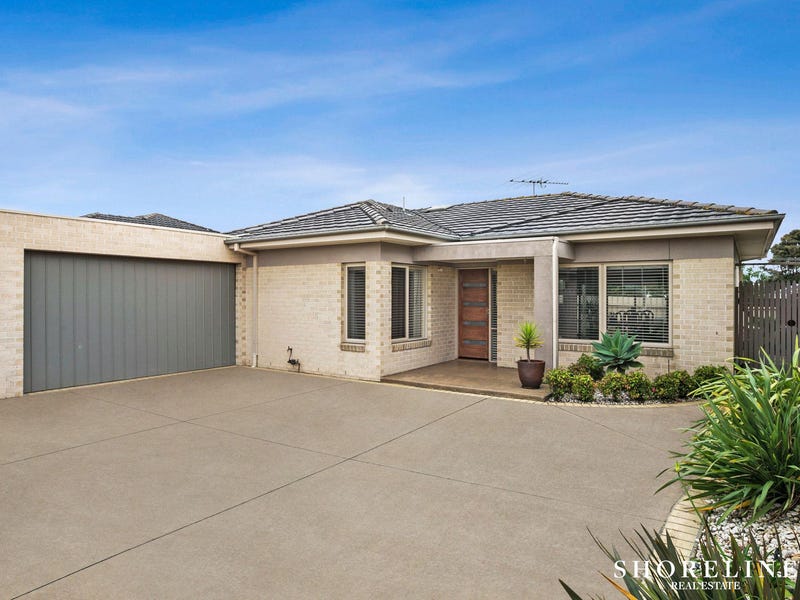 2/4 Moorfield Avenue, Rosebud, Vic 3939 Property Details