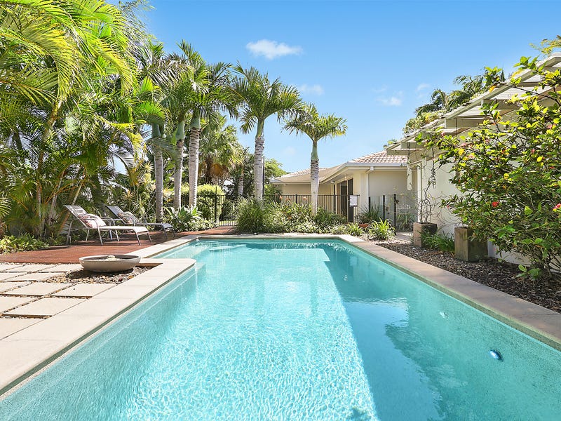 1 Bertrand Road, Sunrise Beach, QLD 4567