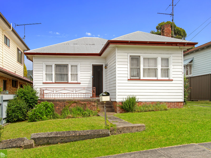 87 Wilga St, Corrimal, NSW 2518 Property Details