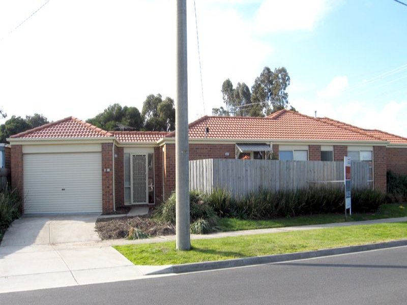 2/73 Simon Drive, Pakenham, Vic 3810 Property Details