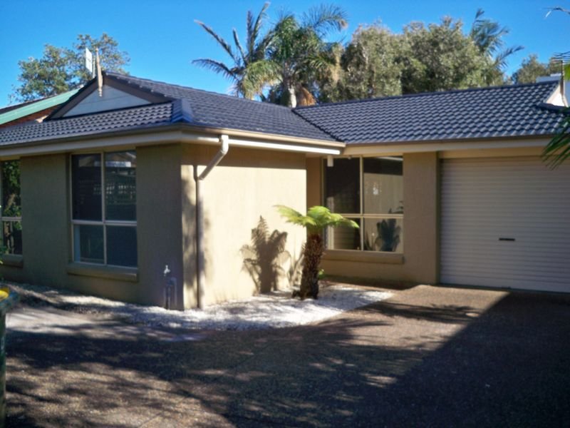 2/19 Victoria Street, Norah Head, NSW 2263