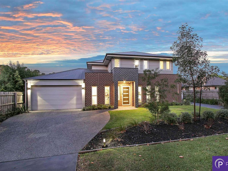 1/8 Castlegate Place, Berwick, Vic 3806 Property Details