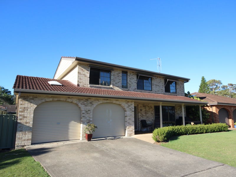 4 Pipers Bay Drive, Forster, NSW 2428