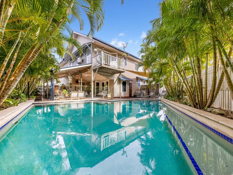 33 Beachway Parade, Marcoola, QLD 4564
