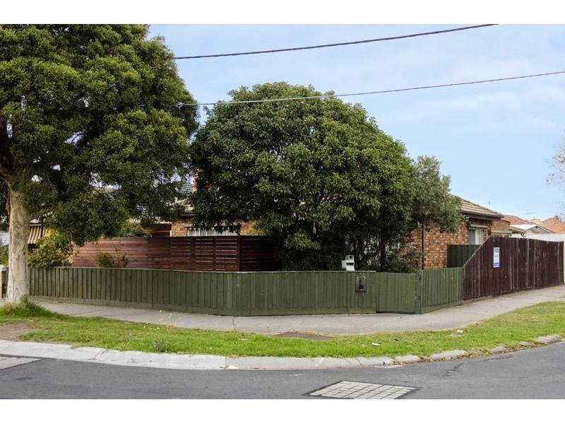 211 Mason Street, Newport, Vic 3015 Property Details