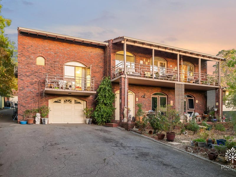 35 Sampson Road, Kalamunda, WA 6076 House for Sale