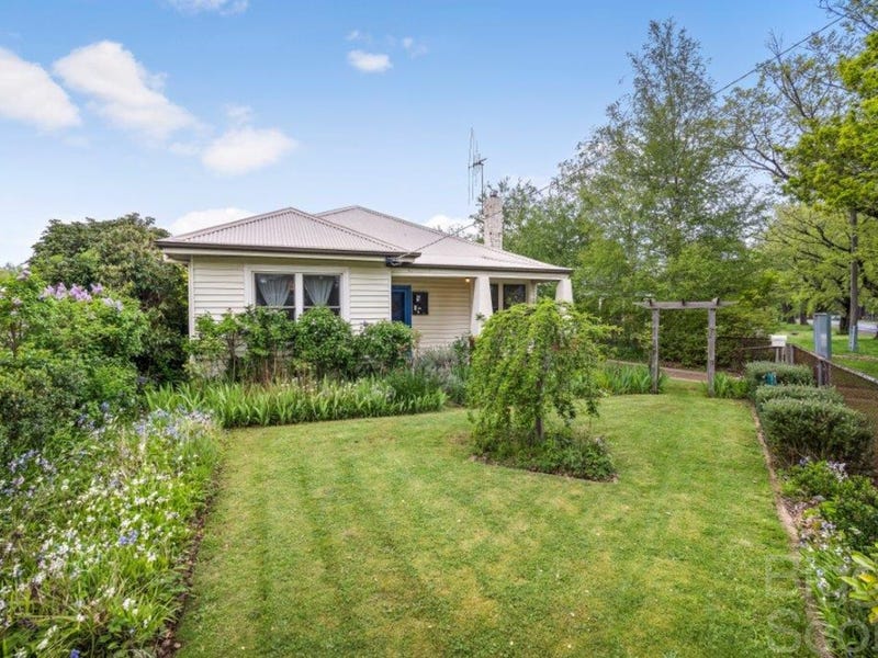 13 Bridge Street, Trentham, Vic 3458 House for Sale