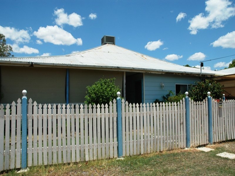 136 Galah Street, Longreach, QLD 4730