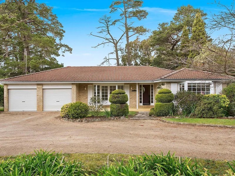 205 Merrigang Street, Bowral, NSW 2576 House for Rent