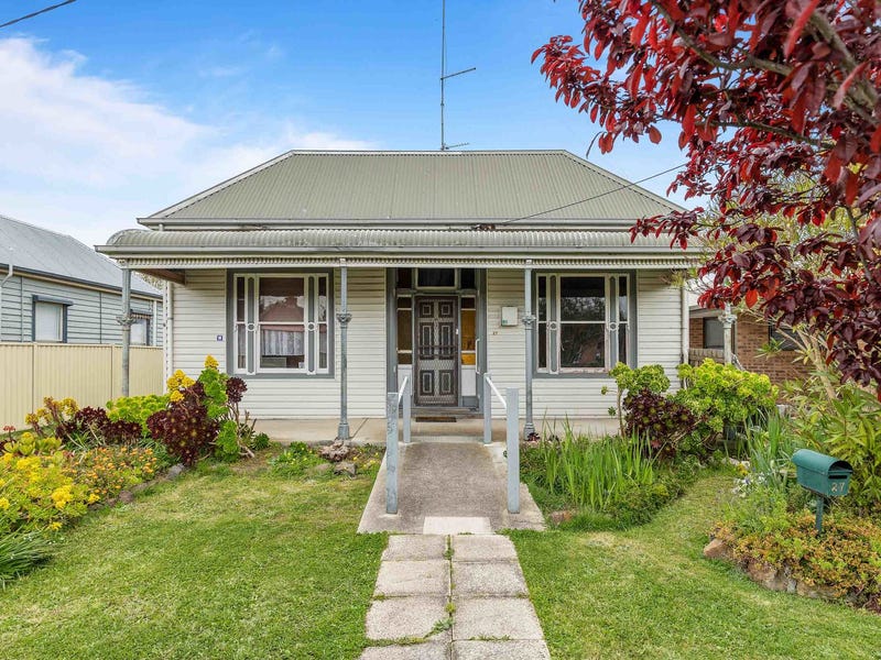 27 Queen Victoria Street, Newington, VIC 3350