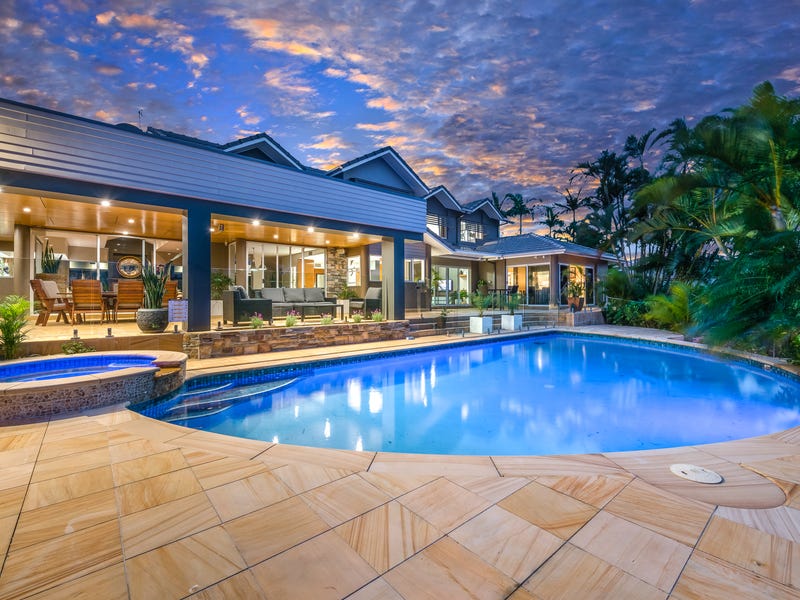 16 Freyburg Street, Sorrento, Qld 4217 Property Details