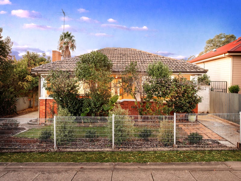 898 Padman Drive, West Albury, NSW 2640