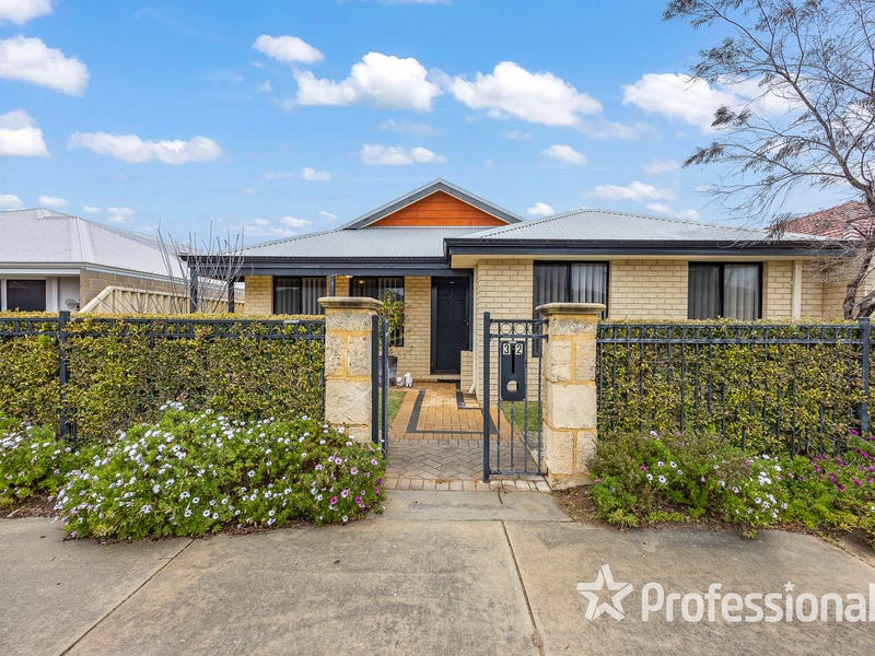 32 Avenue, Butler, WA 6036