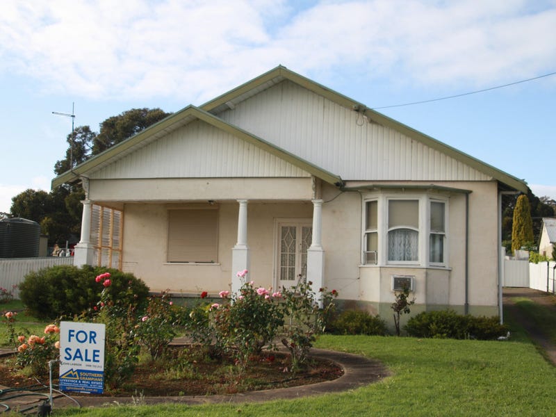 35 McKebery Street, Coleraine, Vic 3315 Property Details