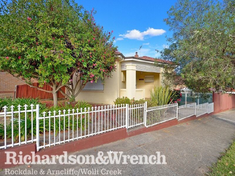 21 Henderson Road, Bexley, NSW 2207