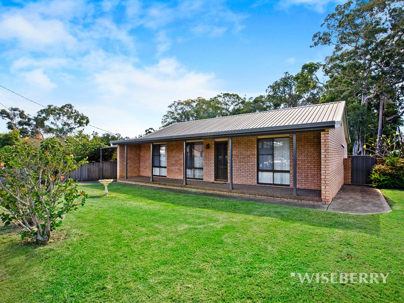 2 Harwood Close, Mannering Park, NSW 2259