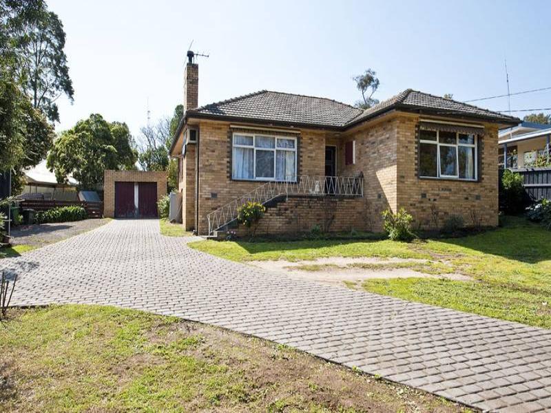 110 Greenhill Road, Greensborough, Vic 3088 Property Details