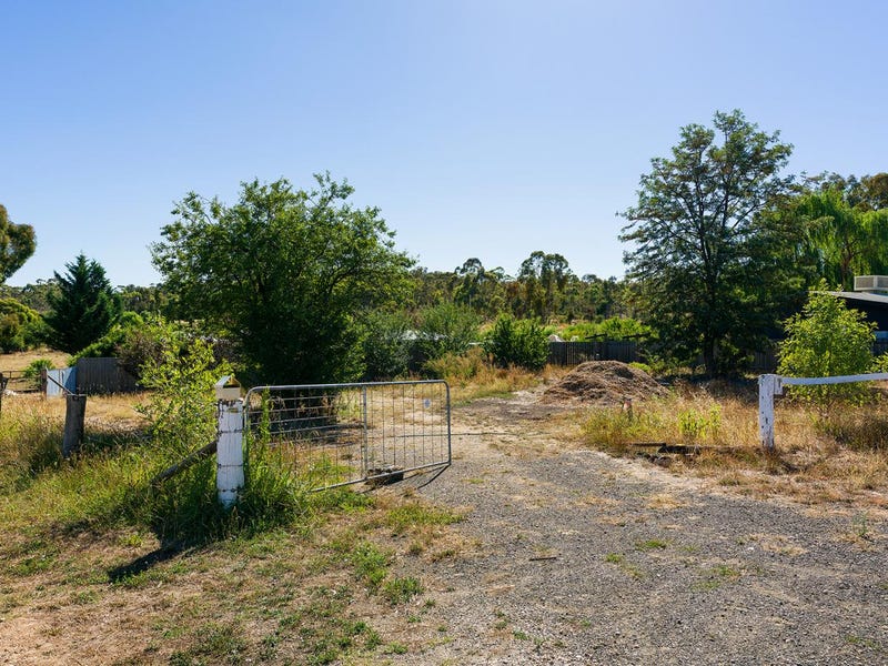 15 Fryers Road, Campbells Creek, VIC 3451