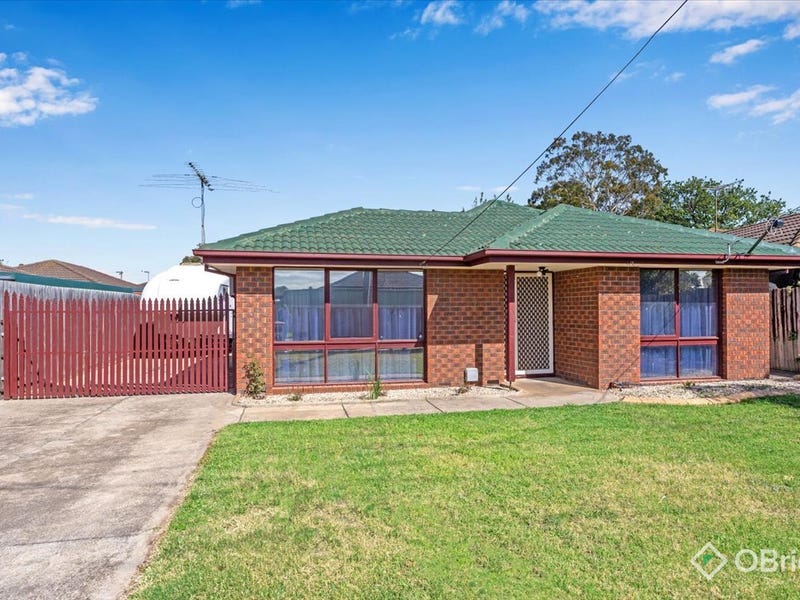 3 Hazel Street, Melton South, VIC 3338 - realestate.com.au