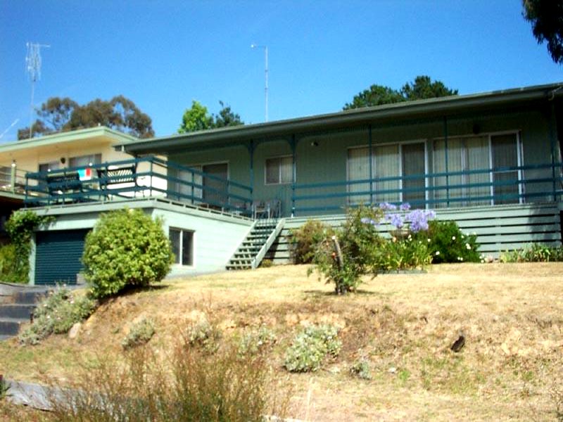 26 Bayside Boulevard, Goughs Bay, VIC 3723