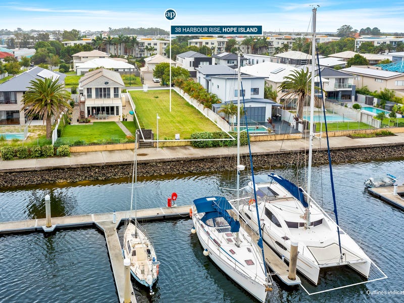 38 Harbour Rise, Hope Island, QLD 4212