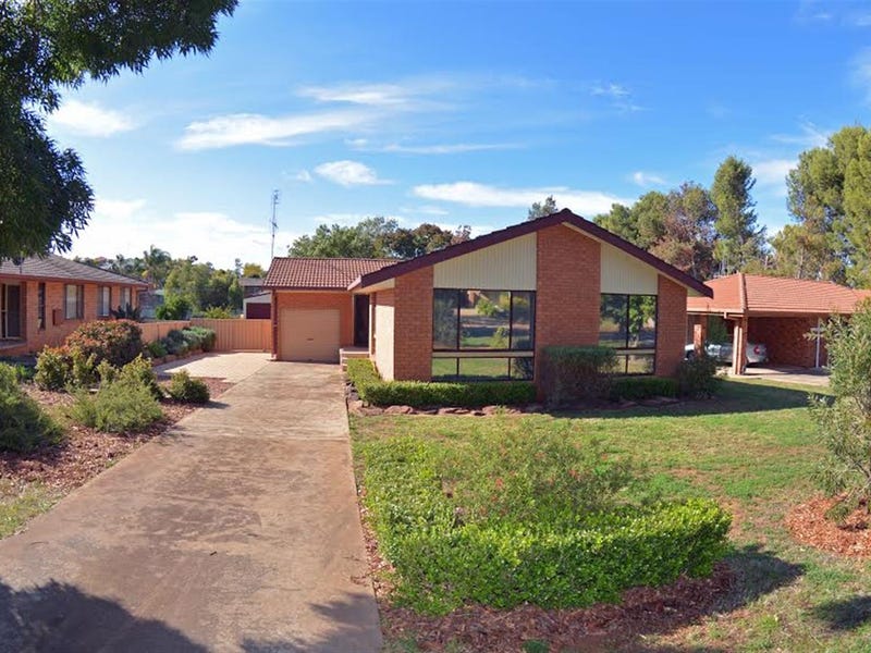 13 Glenhaven Avenue, Parkes, NSW 2870 Property Details