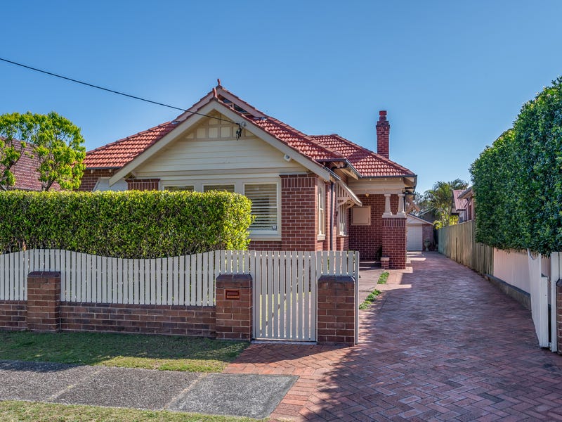 275 Parkway Avenue, Hamilton East, NSW 2303