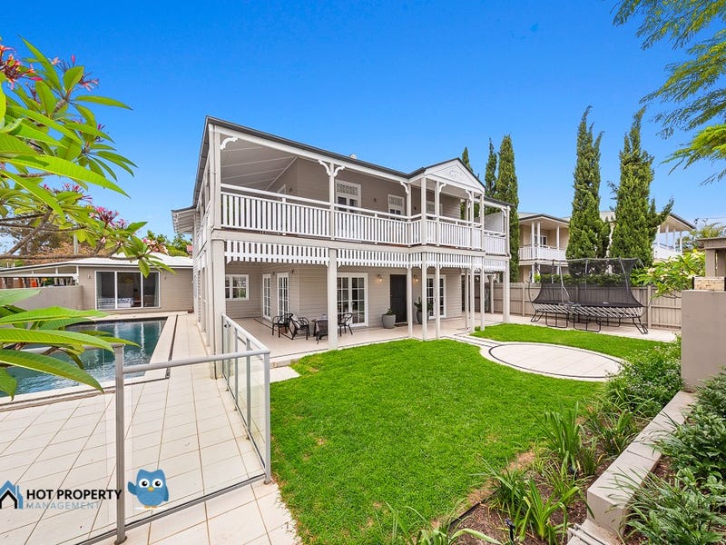 4 Newbery Street, Newmarket, QLD 4051