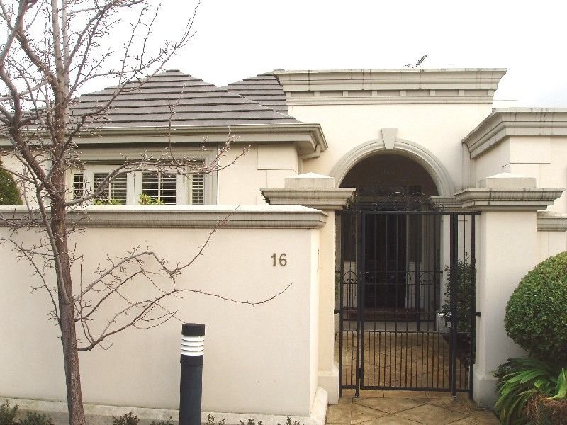 16 Tower Court, Armadale, VIC 3143