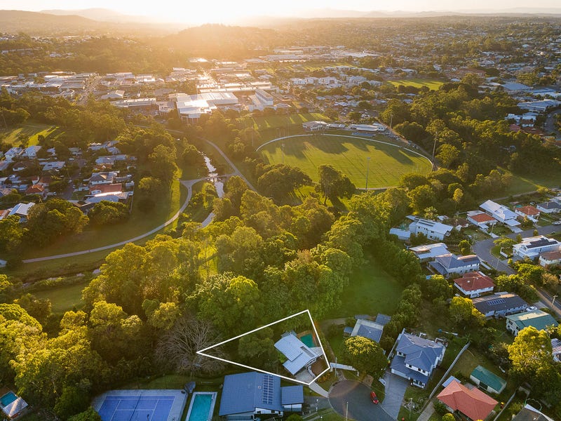 12 Roxby Street, Gordon Park, QLD 4031