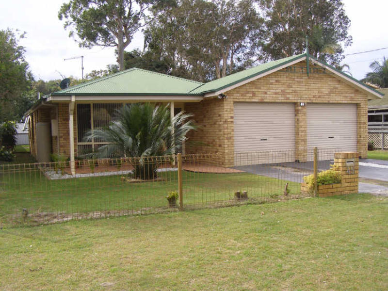 49 Compton Street, Iluka, NSW 2466 Property Details